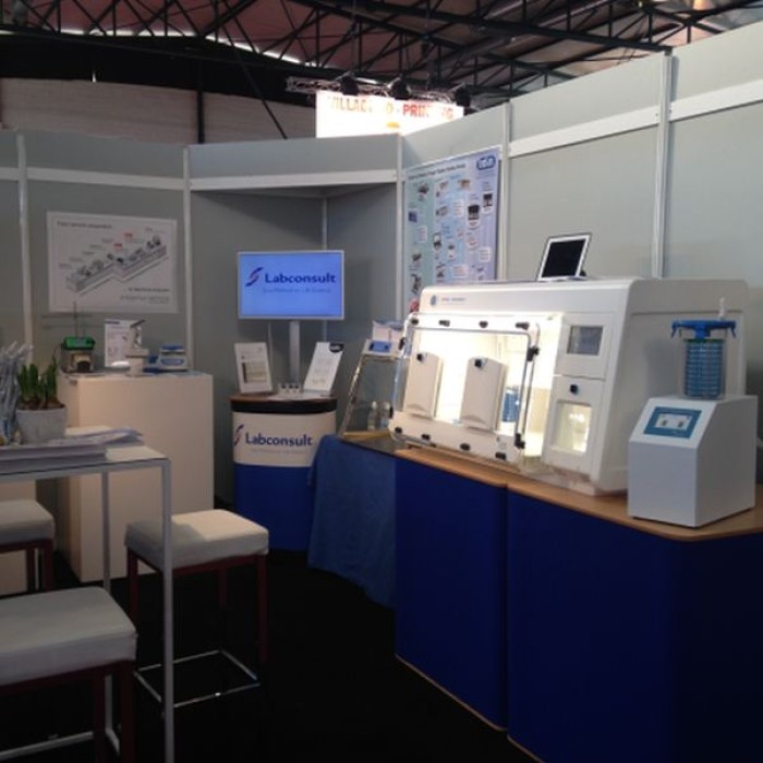 Whitley A35 Workstation at Laborama